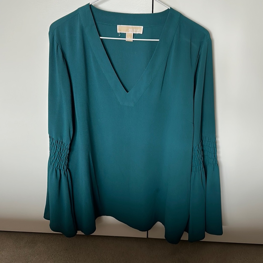 MICHAEL Michael Kors Teal V Neck Blouse